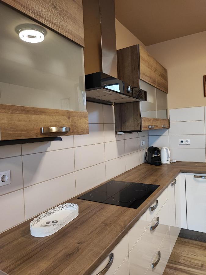 White Column House Leilighet Diosd Eksteriør bilde